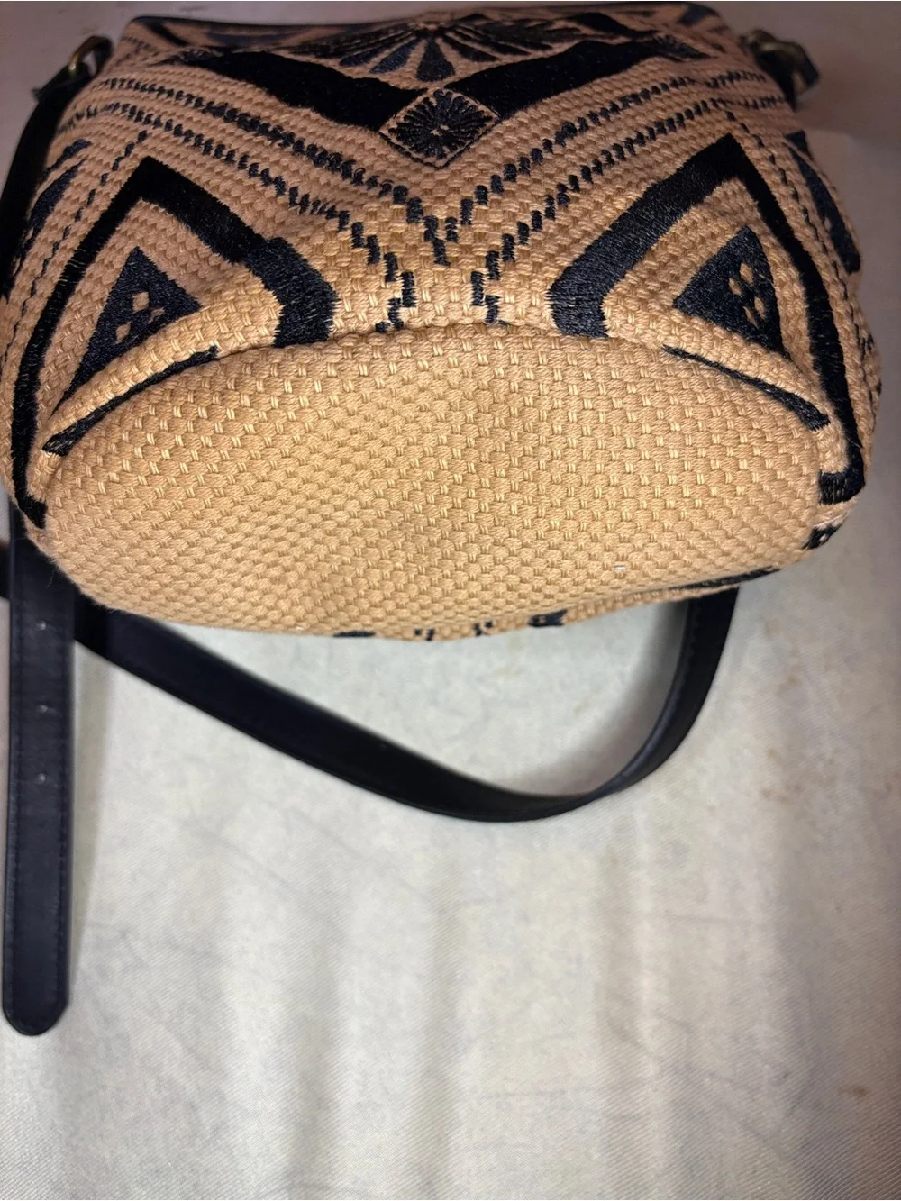 Maya Jute Hippie Woven Geometric Crossbody Bag in Black and Tan